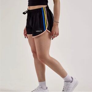 Adidas Originals Women’s Sprinter Shorts Black JP1815
